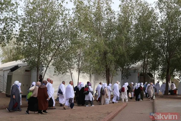 Hacı adayları Arafat yolunda! Diyanet İşleri Başkanı Ali Erbaş talimatı verdi: Hacı adaylarının Arafat’a intikali başladı - 20