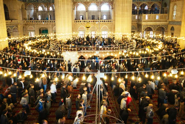 11 ayın sultanı Ramazan ne zaman başlayacak? 2022 Ramazan başlangıcı hangi gün? 2022 yılı ilk oruç hangi tarihte tutulacak?-2