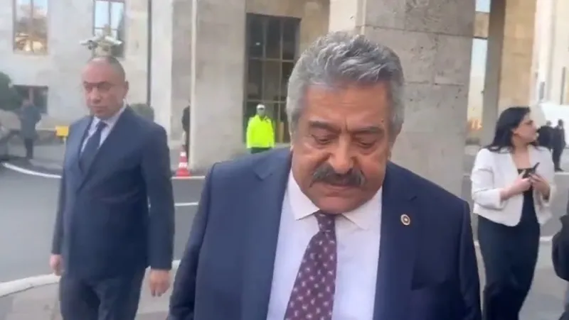 terorsuz-turkiye-musterek-raporu-geliyor-mhp-tarih-verdi-kesinlikle-uzlasiriz-standartlar-belli-infaz-kanunu-m-1767707069695.jpeg Terörsüz Türkiye müşterek raporu geliyor! MHP tarih verdi: "Kesinlikle uzlaşırız, standartlar belli" | "İnfaz kanunu" mesajı-3