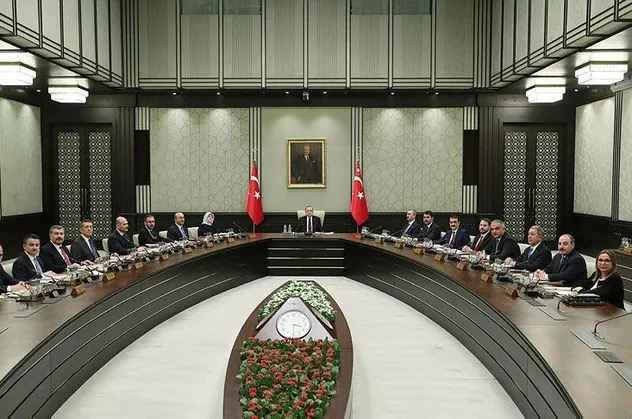 Cumhurbaşkanlığı kabinesi toplanıyor! İşte masadaki kritik konular