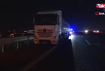 Tıra çarpan tofaş hurdaya döndü: 1 ölü