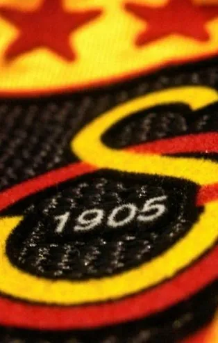 Galatasaray, Emre Akbaba'yı açıkladı!