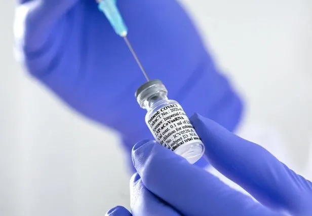 son-dakika-koronavirus-asisi-ile-ilgili-sicak-gelisme-insan-uzerinde-denendi-iste-ilk-sonuclar-1593414779815.jpg