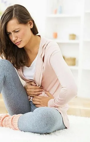 Yanlış beslenmeyle ortaya çıkan reflü kanser riskini artırıyor! İşte reflü ile ilgili bilinmesi gerekenler...