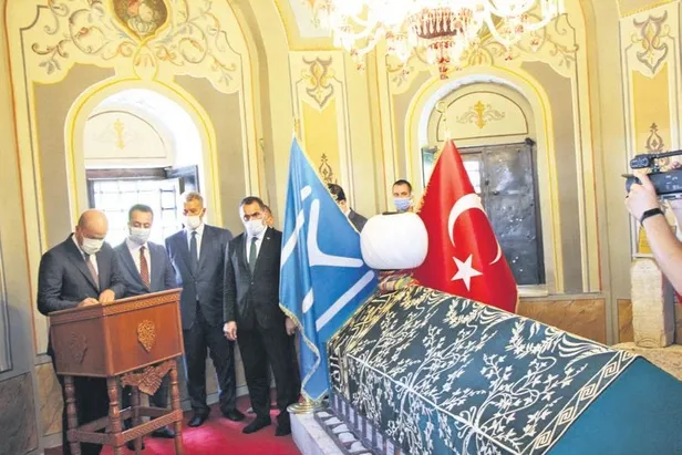 her-genc-gormeli-1597283293182.jpeg Bilal Erdoğan Bilecik'te Malazgirt 949. Yıl Kutlamaları tanıtım toplantısına katıldı-2