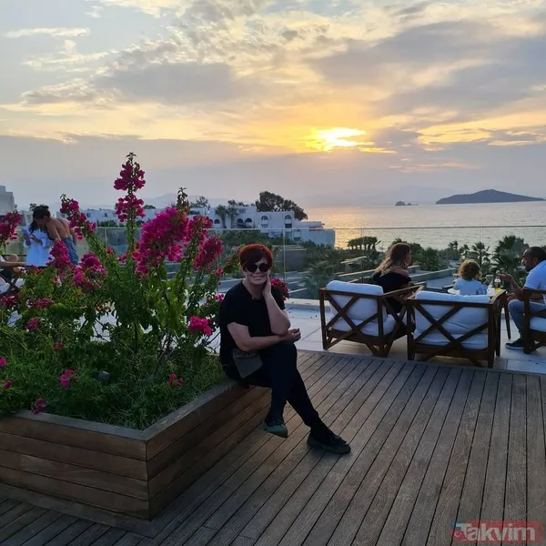 Emel Müftüoğlu’ndan çarpıcı açıklamalar! “Şimdiki aklım olsa o klibi çekmezdim” dedi itirafları peş peşe sıraladı - 16