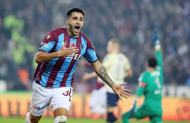 sampiyon-lideri-devirdi-trabzonspor-2-0-fenerbahce-mac-sonucu-ozet-1671906903907.jpeg Şampiyon lideri devirdi! Trabzonspor 2-0 Fenerbahçe (MAÇ SONUCU-ÖZET)-11