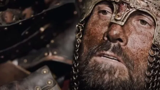 uyanis-buyuk-selcukluda-pili-biten-bitene-taslar-yerinden-oynayacak-saglam-ters-kose-yapildi-1634120927144.jpg Taşlar yerinden oynayacak! Uyanış Büyük Selçuklu'da pili biten bitene! Sağlam ters köşe yapıldı-8