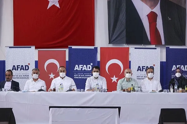 Son dakika: Orman yangınlarında son durum ne? 3 bakandan ortak açıklama-3