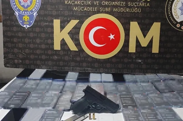 Adana'da kaçakçılık operasyonunda 8 şüpheli yakalandı