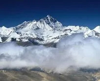 Everest hayali 2 dağcıyı öldürdü