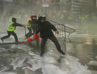 "Sarı yelekliler"in protestosu Brüksel'e sıçradı