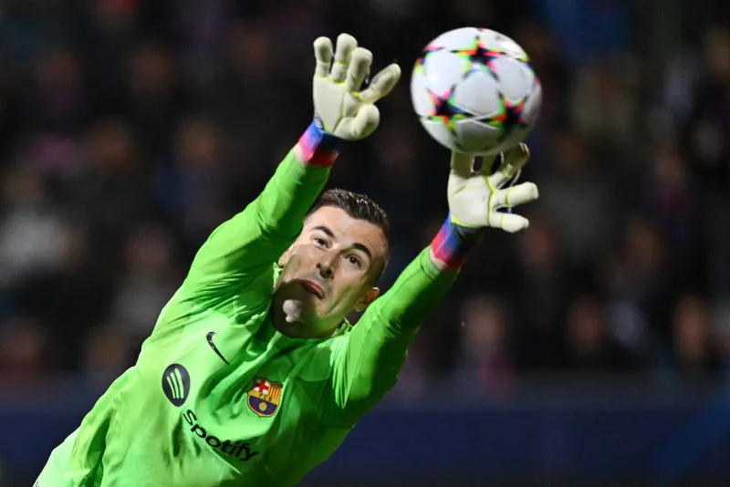 Galatasaray'da transfer bitmiyor! Barcelona'dan gelecek - 12