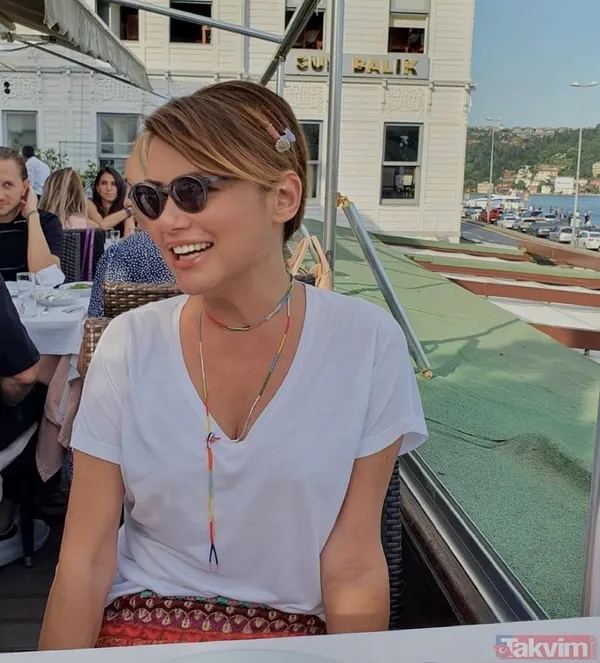 Deniz Seki’nin zil zurna çıktığı sahnede eli ayağına dolaştı! Ayakta durmakta zorlanan Deniz dinleyicilerini şaşkına çevirdi - 15