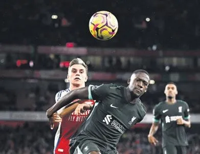 Arsenal kaçtı Liverpool kovaladı