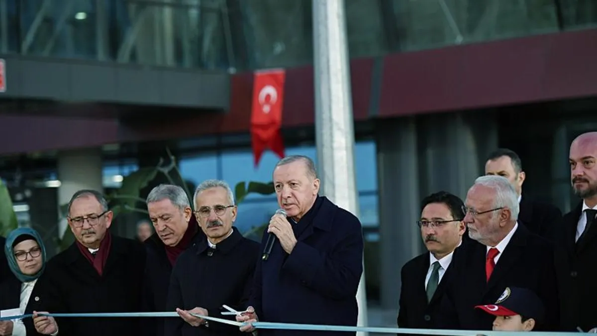 Başkan Erdoğan Kayseri Havalimanı'nda açılışı yaptı yolcu kapasitesi 6 milyona çıktı