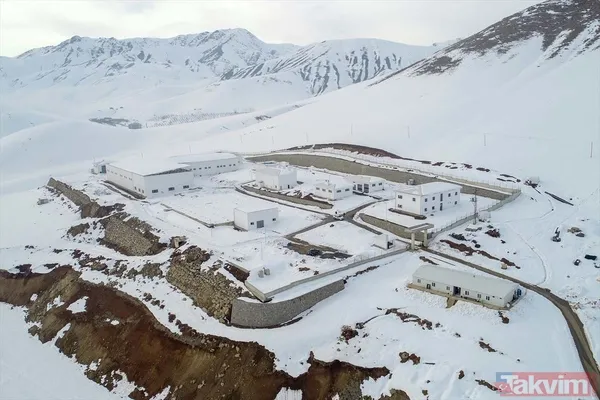 SON DAKİKA: PKK'yı HDP'yi rahatsız eden fotoğraf! Yüksekova'nın eski halinden eser yok - 13