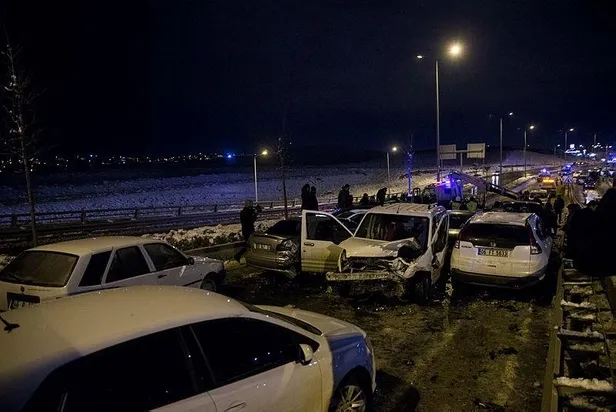 Son dakika: Ankara'da 25 araç birbirine girdi! Yaralılar var-3