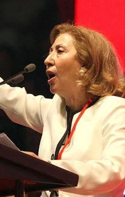 İnönü'nün torunu haddini aştı!