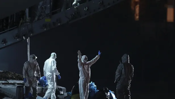 42 yolcu Wuhan'dan Türkiye'ye geldi! Karantina süreci nasıl işleyecek?