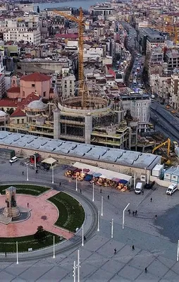 Taksim Camii kubbesine kavuşuyor
