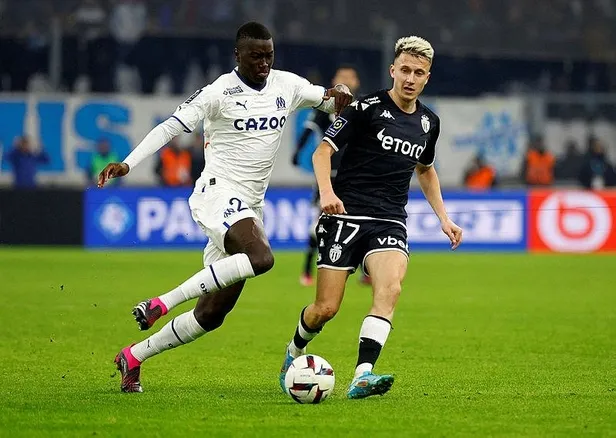 Fener’de rota Gueye: Ön libero transferi için düğmeye bastı-3