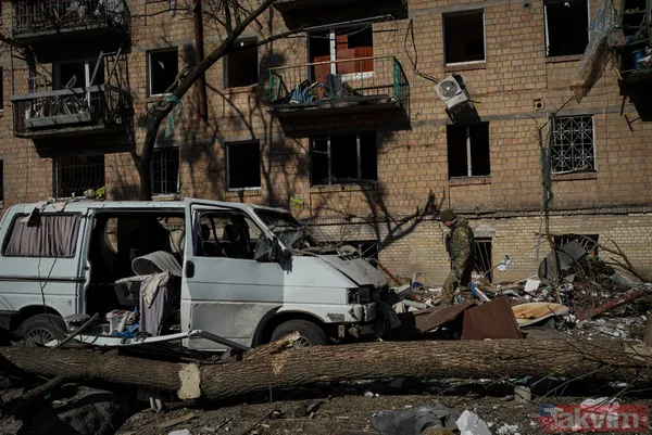 Yüzleri paramparça oldu! Kiev'de siviller bombalandı! - 7