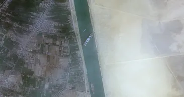 SON DAKİKA: Dünya ticareti durdu! Süveyş Kanalı tıkandı! Haftalar sürebilir