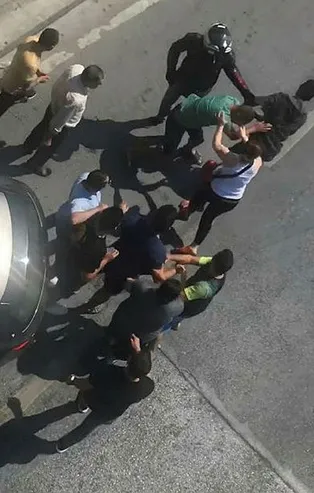 E-5'te ortalık karıştı! Tekme ve yumruklar havada uçuştu, sivil polis silah çekti