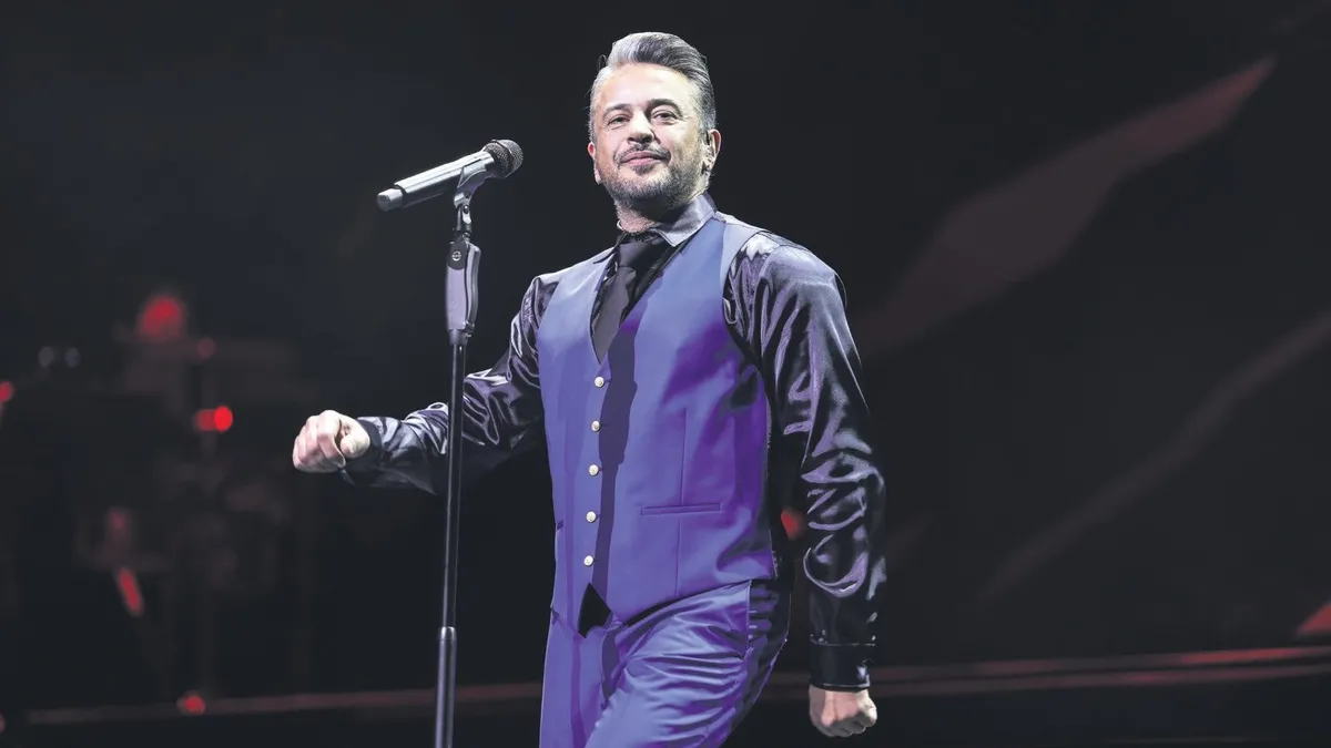 Emre Altuğ'dan unutulmaz şarkılarla unutulmaz gece!