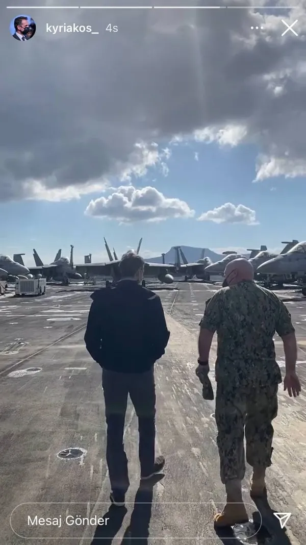 son-dakika-yunanistan-basbakani-kiryakos-micotakis-giritteki-abd-ucak-gemisi-uss-dwight-d-eisenhoweri-ziyaret-etti-1616505024474.jpg