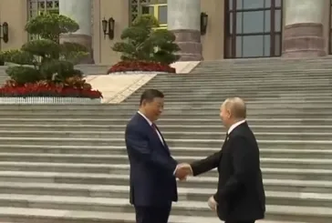 Putin'den yeni dönemin ilk ziyareti Çin'e! Rusya lideri Putin Çinli mevkidaşı Şi Cinping ile bir araya geldi