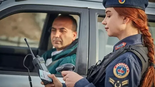 iki-kati-maas-verilecek-jandarma-genel-komutanligi-sozlesmeli-personel-alimi-yapiyor-jgk-basvuru-sartlari-neler-1614764489608.jpeg İki katı maaş verilecek! Jandarma Genel Komutanlığı sözleşmeli personel alımı yapıyor! JGK başvuru şartları neler?-3