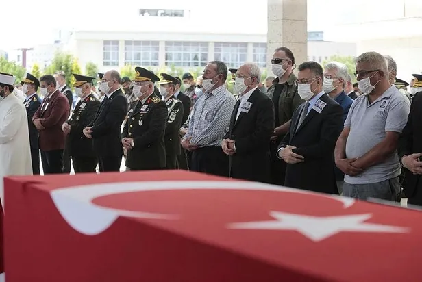 Van'da şehit olan kahraman polislere son veda-3