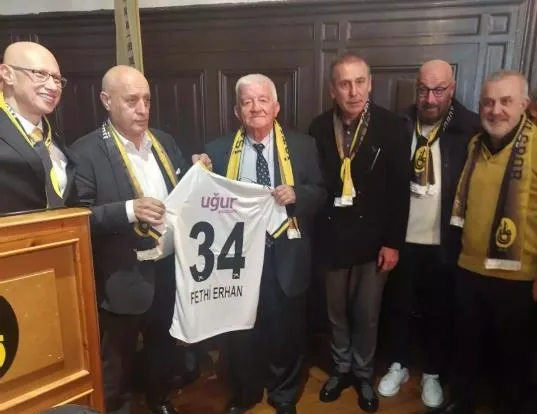 İstanbul’da 99. yıl coşkusu