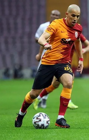 Galatasaray'da Feghouli krizi kapıda