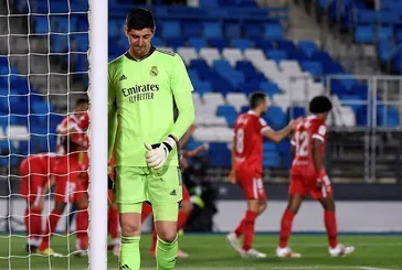 Real Madrid’e Courtois’dan kötü haber
