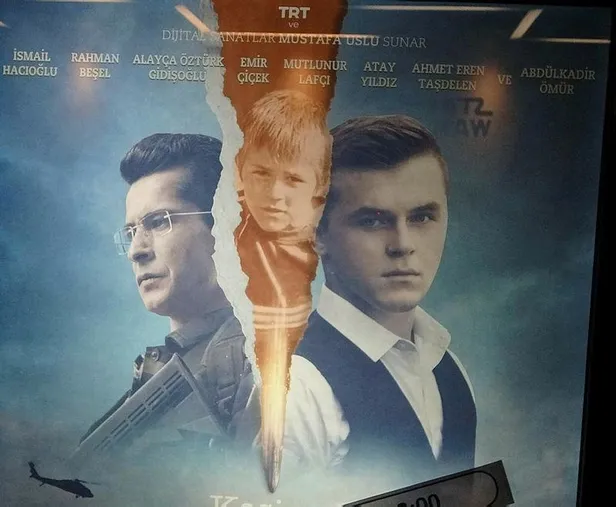 kesisme-iyi-ki-varsin-eren-filmi-duygusal-dakikalar-yasatti-erenlerimiz-oldugu-muddetce-bu-ulkemiz-parcalanmayacak-1641057945046.jpeg "Kesişme; İyi ki Varsın Eren" filmi duygusal dakikalar yaşattı: "Erenlerimiz olduğu müddetçe bu ülkemiz parçalanmayacak"-2