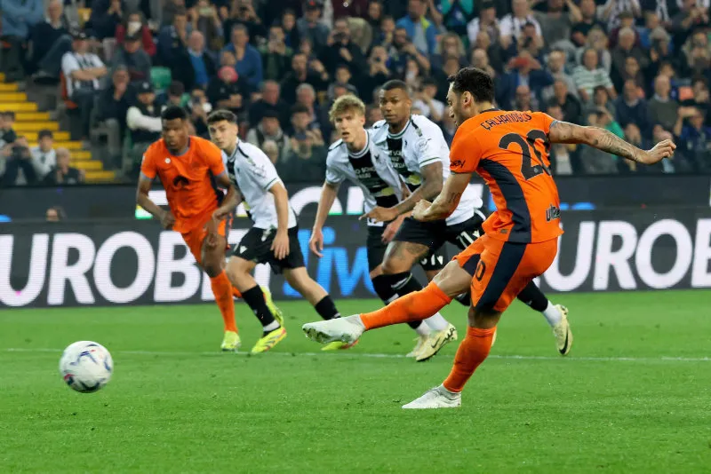 Hakan Çalhanoğlu'dan bir Galatasaray açıklaması daha! - 8