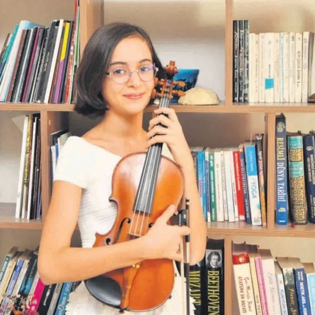 Kemancı Laçin’e İsviçre’de tören