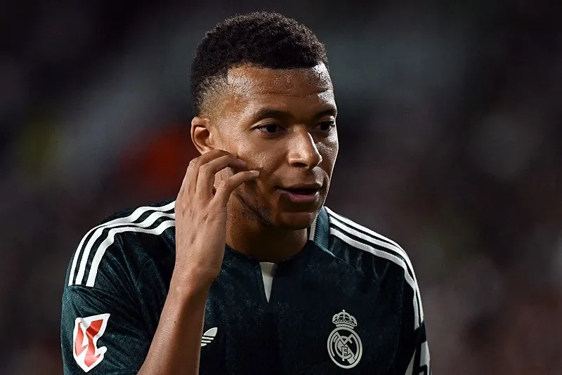 kylian-mbappenin-mao-zedong-icin-kullandigi-sozler-cinde-krize-yol-acti-sponsorluklar-iptal-edildi-tazminat-da-1793105515516.jpeg Kylian Mbappe'nin Mao Zedong için kullandığı sözler Çin'de krize yol açtı: Sponsorluklar iptal edildi, tazminat davaları açıldı-5