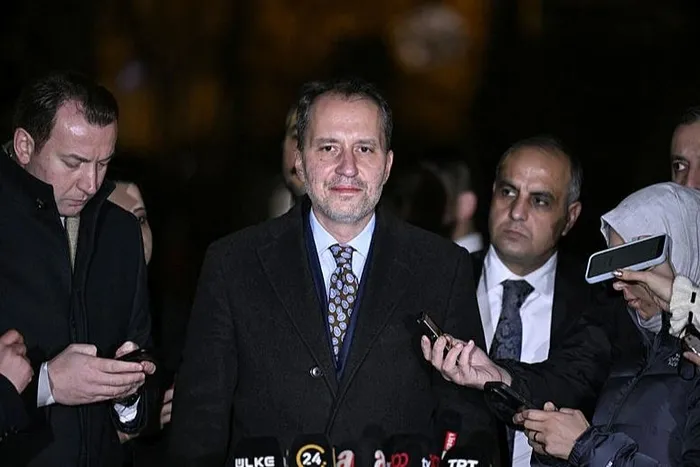 baskan-recep-tayyip-erdogan-yeniden-refah-partisi-genel-baskani-erbakan-ile-gorustu-1702399821904.jpeg Başkan Recep Tayyip Erdoğan, Yeniden Refah Partisi Genel Başkanı Erbakan ile görüştü-2