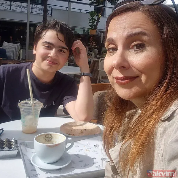 Can Borcu'nun Şükran'ı Goncagül Sunar kameralardan uzak büyüttüğü oğlunun son halini paylaştı: Güzel annenin yakışıklı oğlu! - 15