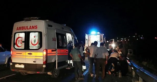 Elazig Bingol Kara Yolunda Iki Otomobil Carpisti 6 Yarali Takvim