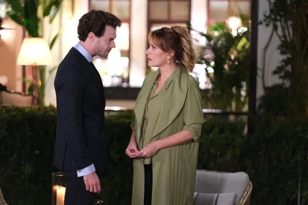 atvnin-yeni-dizisi-altin-kafesin-ilk-bolum-fragmani-yayinlandi-1699952287665.jpg ATV’nin yeni dizisi Altın Kafes’in ilk bölüm fragmanı yayınlandı!-4