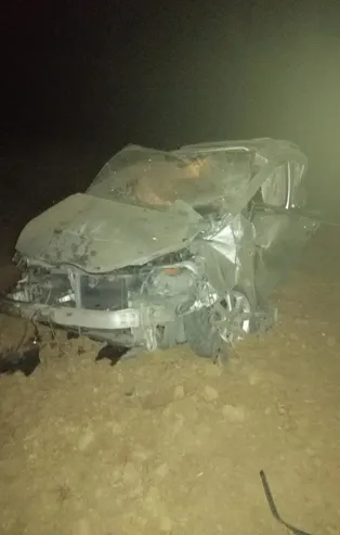 Konya'da feci kaza: Otomobil yük treninin vagonuna çarptı: 5 yaralı