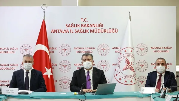 son-dakika-saglik-bakani-fahrettin-kocadan-onemli-aciklamalar-1619796650228.jpeg Son dakika: Sağlık Bakanı Fahrettin Koca'dan önemli açıklamalar: Sputnik V, Biontech ve Sinovac aşıları, Hindistan varyantı...-2
