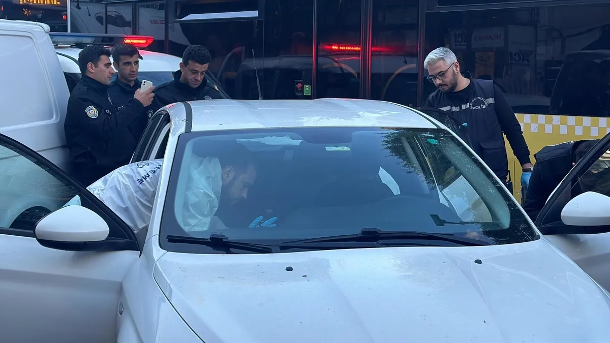 İstanbul Şişli'de şüpheli ölüm! Aracın arka koltuğunda bulundu