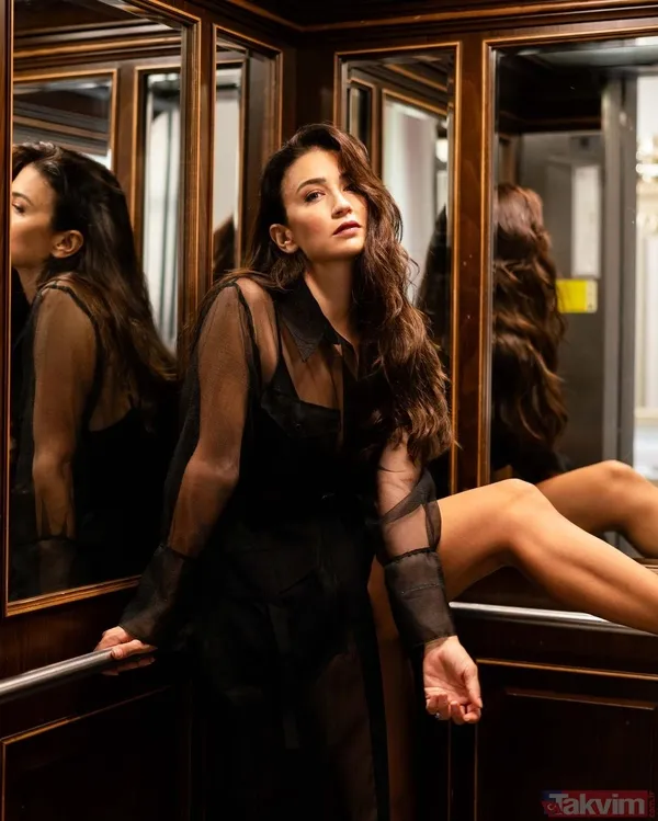 20’liklere taş çıkaran Ceren Benderlioğlu “Genç kalmanızı sağlar” deyip güzellik sırrını açıkladı! EDHO’nun Ömür’üydü... - 5