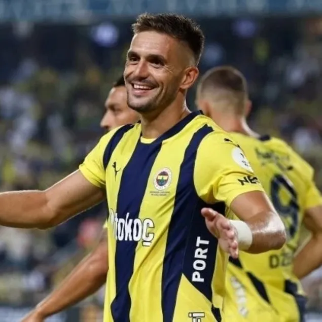 Dusan Tadic Komşu’da oynayabilir!